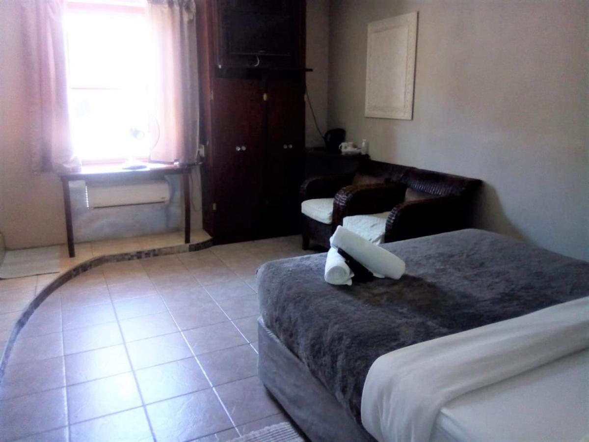 Bread And Barrel Guesthouse Bellville Cape Town Luaran gambar