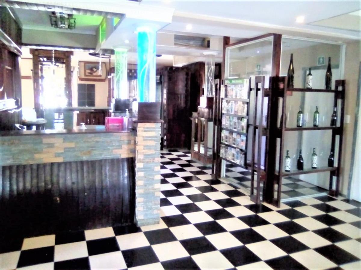 Bread And Barrel Guesthouse Bellville Cape Town Luaran gambar