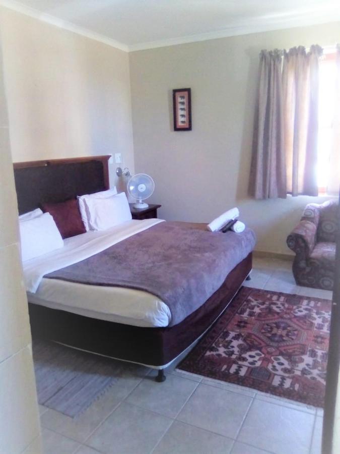 Bread And Barrel Guesthouse Bellville Cape Town Luaran gambar